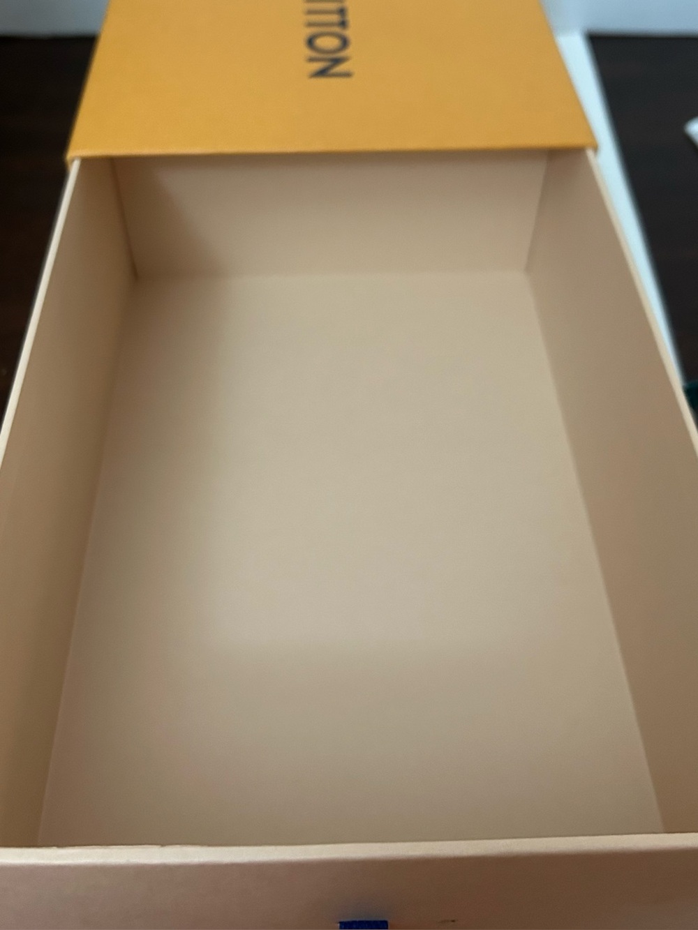 Louis Vuitton Empty Box - Picture 5 of 11